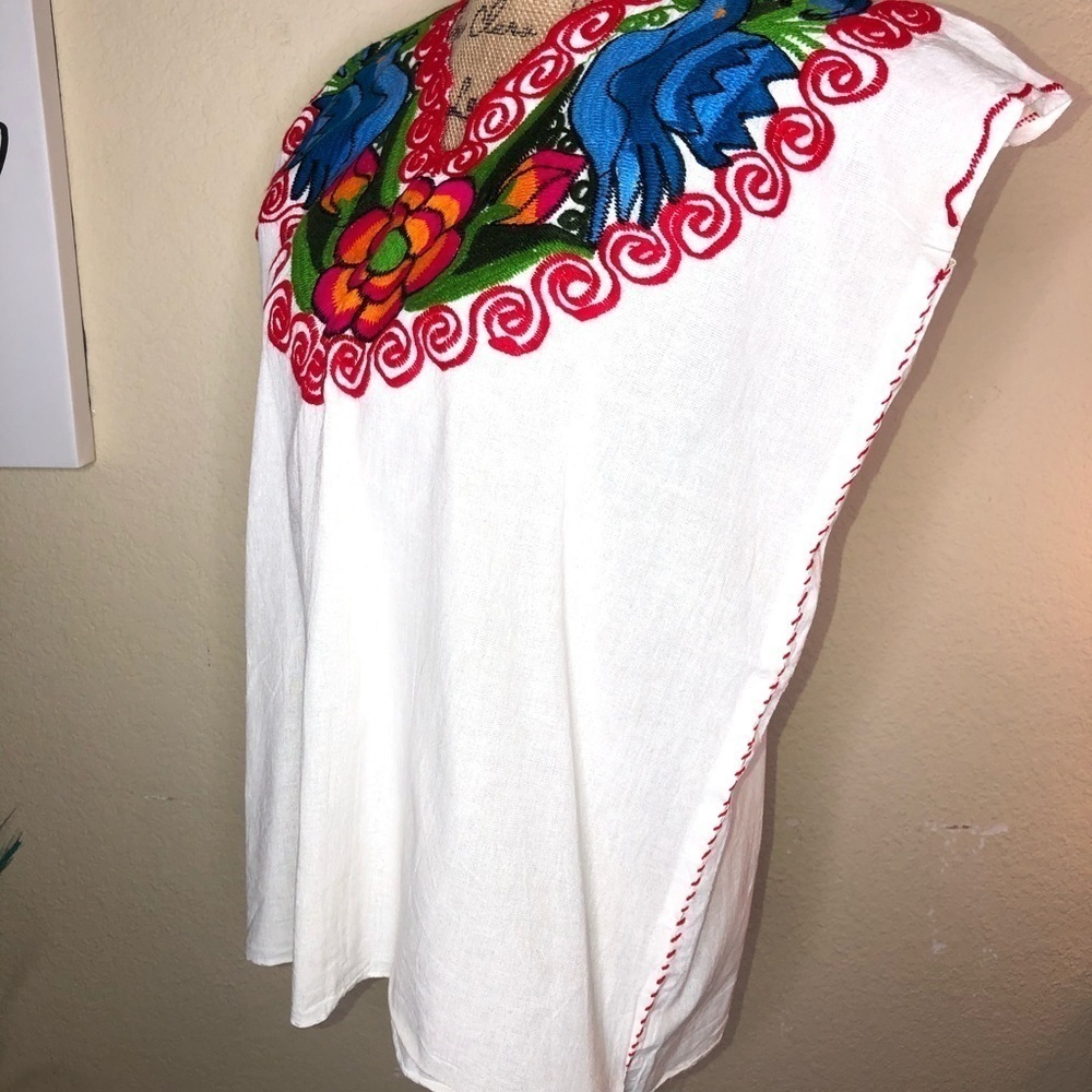 Authentic Mexican Floral Blouse White with Bright Color Embroidery & Birds Sz L - Picture 3 of 6